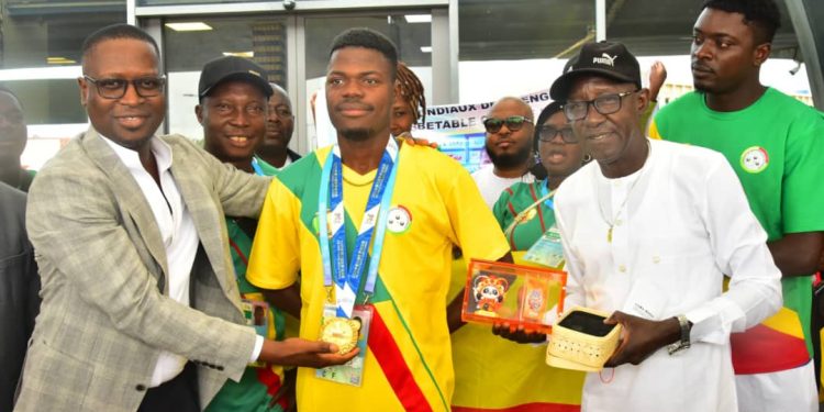 Après son exploit au Championnat du monde « Chengdu 2025 » : Marcel Gbétablé accueilli en héros à Cotonou