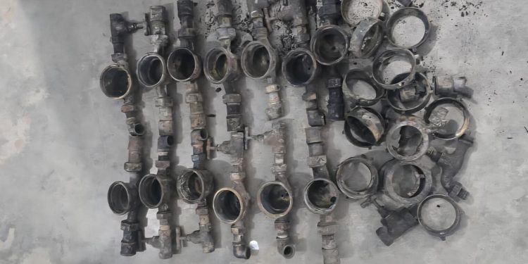 Vol de compteurs et de câbles de la Soneb et de la Sbee à Godomey : Trois individus arrêtés par la Police  