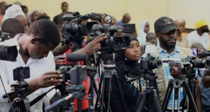 Mali: Un rapport de l’Ujrm tire la sonnette d’alarme sur les conditions de travail des journalistes