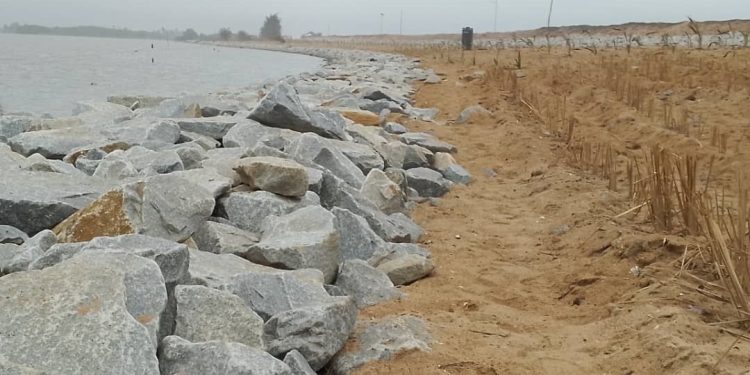 Travaux d’aménagement de l’axe Grand-Popo-Gbèkon-Avlô : La berge lagunaire enrochée pour une lutte durable contre l’érosion