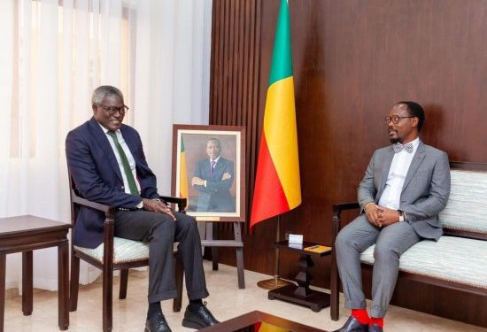 Cinquantenaire de la Cedeao : Modeste Kérékou échange avec Amadou Diongue