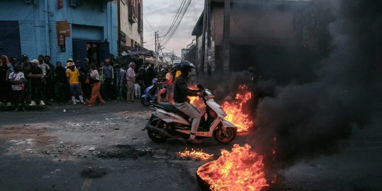 Madagascar : L’Union africaine appelle à la retenue et au dialogue