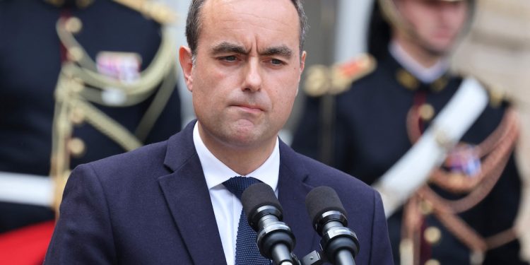 France : Sébastien Lecornu accusé d’avoir menti sur son diplôme universitaire