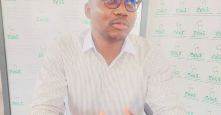 Présidentielle 2026 au Bénin : Le maire de Klouékanmè retire son formulaire de parrainage