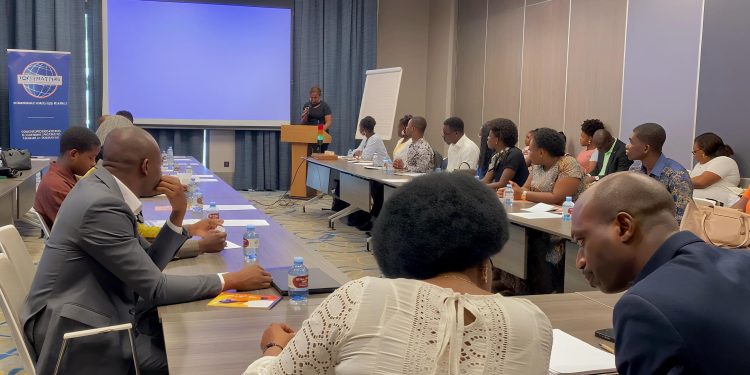 Atelier « Speak & Touch 2025 » du Cotonou Élite Toastmasters : Des participants outillés en écriture et en éloquence