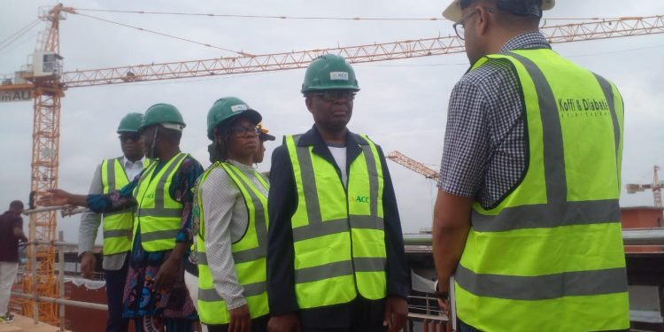 Visite des ministres conseillers à la Cité administrative d’Abomey-Calavi: Un impressionnant joyau en voie d’achèvement
