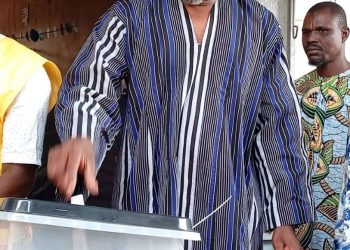 Élections législatives et communales de 2026 : Samou Séïdou Adambi accomplit son devoir civique et appelle à une mobilisation pacifique à Parakou