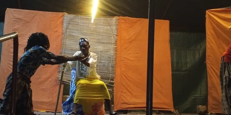 Tradition et modernité : La parade des masques Kaléta réinvente les fêtes