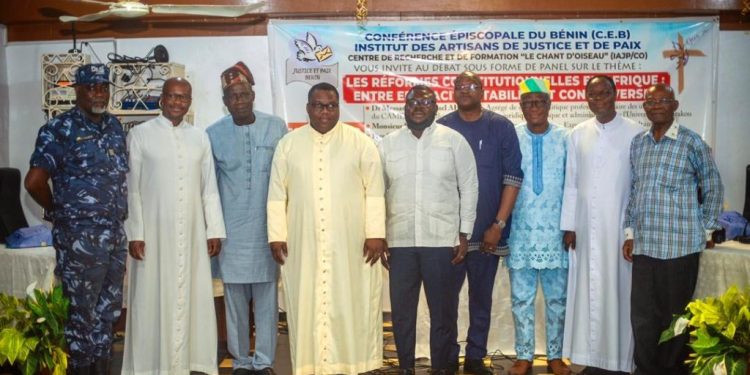Réformes constitutionnelles en Afrique : L’Iajp ouvre le débat à Cotonou