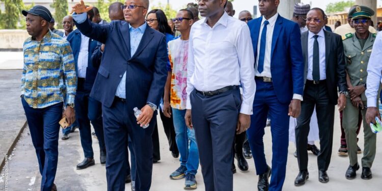 Nouveau siège de l’Assemblée nationale : Le président Djogbénou et son bureau constatent l’évolution des travaux