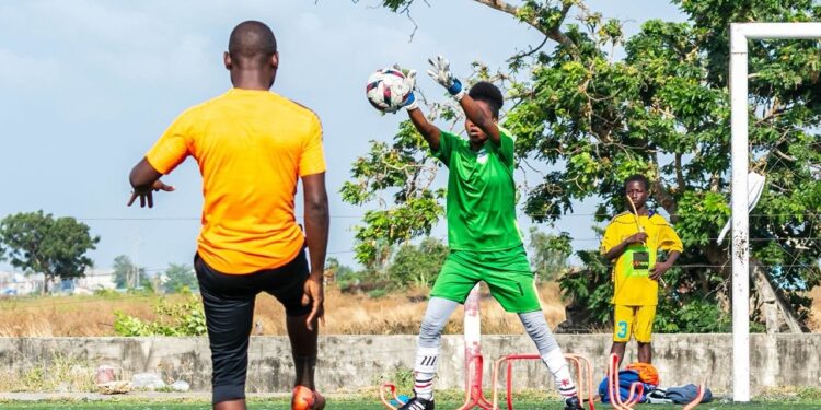 Bénin D1 Féminine : Ivan Loïc Ahissou, le facteur X de Naja Fc