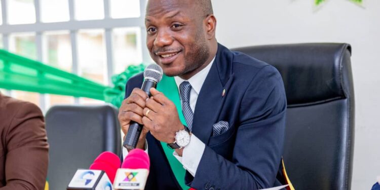 Assemblée nationale : Le premier rapport d’activités de Joseph Djogbénou adopté à l&rsquo;unanimité des députés