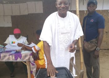 Présidentielle 2026 : Joseph Anani accomplit son devoir civique à Adankpossi et appelle à une forte mobilisation.