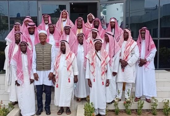 Prières pour la paix au Bénin : Zul Kifl Salami et les imams expriment leur reconnaissance à Talon