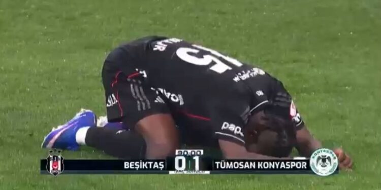 Coupe de Turquie : Junior Olaïtan inconsolable après l&rsquo;élimination de Besiktas