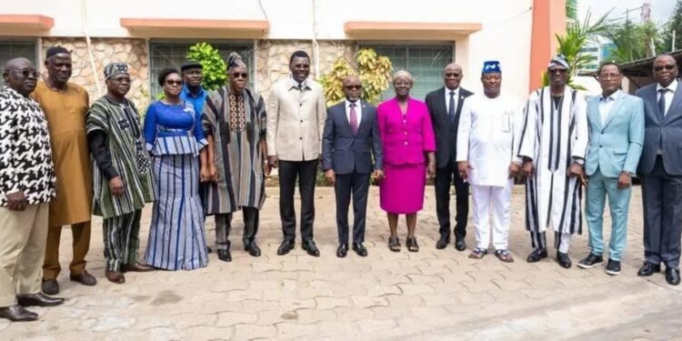 Entretien des villes du Bénin : La Cedeao fait don de matériels de salubrité à la Sgds