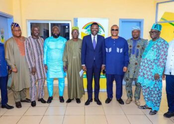 Politique : Joseph Djogbénou reçoit une délégation de la Fcbe conduite par Yaya Garba