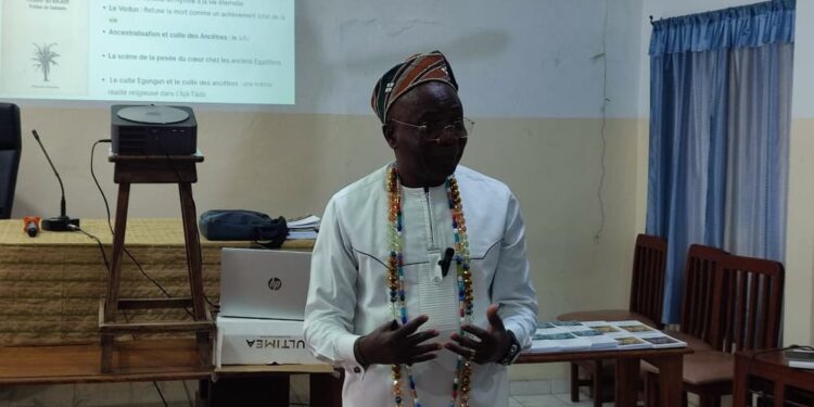 Théologie du Vodun : Le Crvb outille les artistes contre les idées préconçues