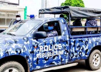 Tchaourou : La Police arrête un passeur avec 23 adolescents en route vers le Burkina Faso