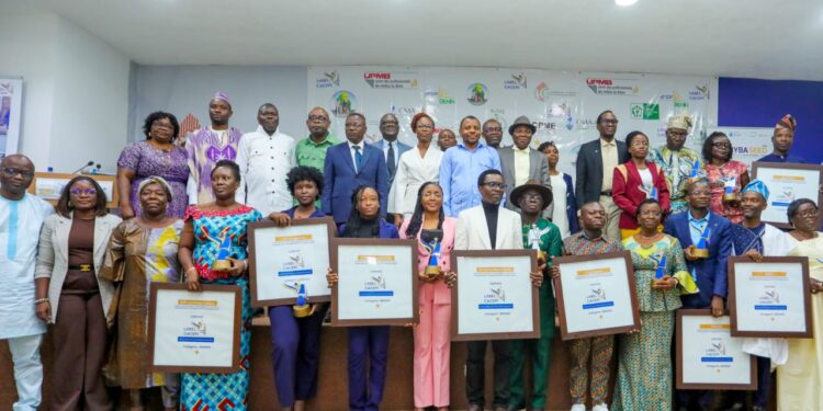 Remise du label Cacepi par des structures dépositaires : Douze centres d’éducation distingués