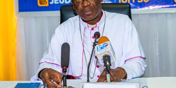 État de droit en Afrique : Mgr Roger Houngbédji appelle à renforcer la démocratie et le développement humain