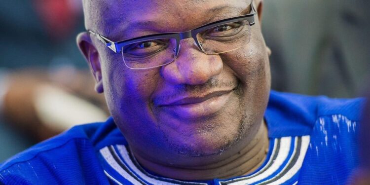 De l’Assemblée nationale au Sénat : Charles Toko poursuit son engagement au service de la République