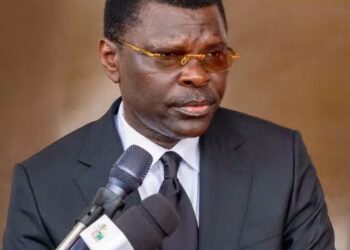 Hommage à Arsène Hubert Dadjo : Joseph Djogbénou salue un grand serviteur de l’État