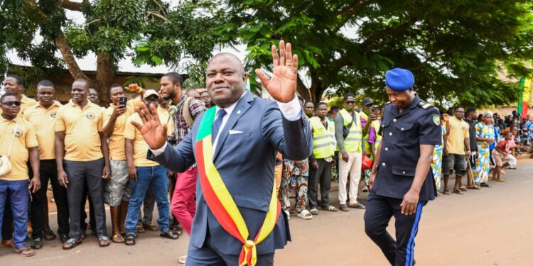 1er août à Klouekanmey : Le maire Gilchrist Lonlonto Dayalor célèbre l’unité