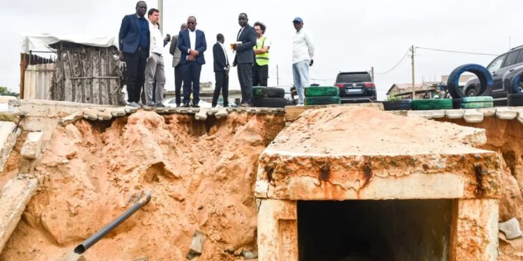 Érosion côtière : Georges Alé inspecte le littoral Est