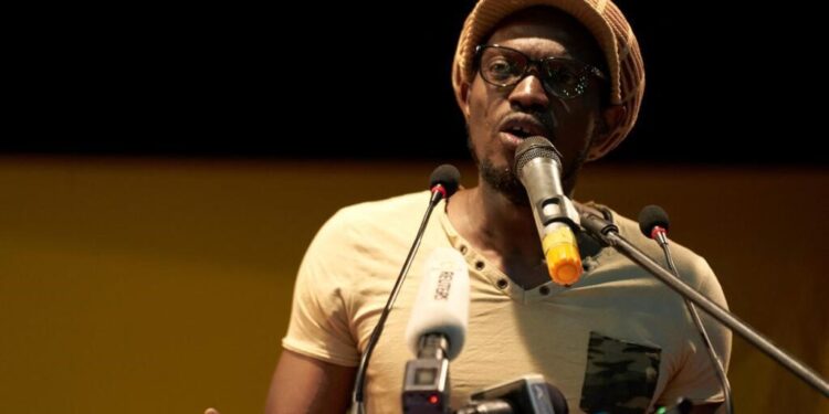Mali : Le chroniqueur Ras Bath et l’influenceuse «Rose, la vie chère» condamnés à sept ans de prison ferme