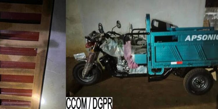 Dogbo : trois présumés voleurs abandonnent un tricycle