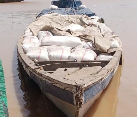 Trafic de produits agricoles vers le Niger : 40 sacs de soja saisis dans une barque à Malanville