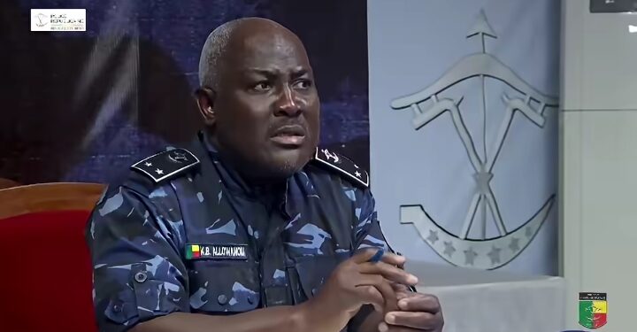 Police républicaine : Le Dgpr Brice Allowanou échange avec les commissaires de l’Atlantique