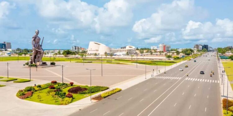 Notation souveraine : Bloomfield relève la note du Bénin à AA-