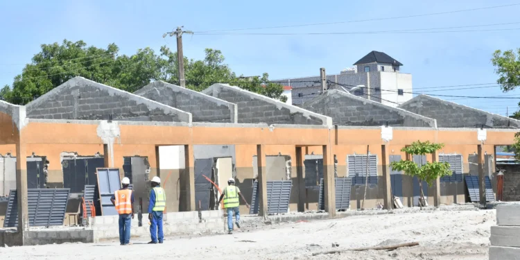Cotonou : Luc Gnacadja accélère les travaux dans les écoles avant la rentrée