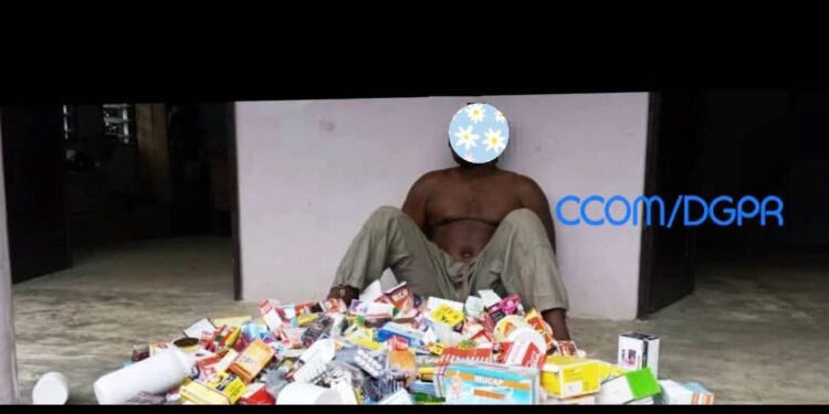 Massè : 37 kg de faux médicaments saisis à Oké-Ola