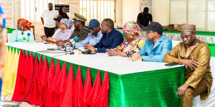 Mesures sociales : Dagniho, Djaouga, Sacca Kina, Ogouwalé et Gbadamassi en tournée à Parakou et Tchaourou