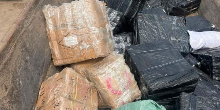 Ekpè : 21 000 paquets de cigarettes saisis par la Douane