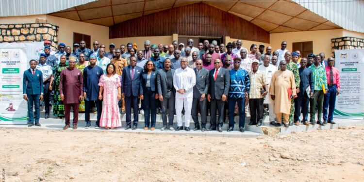 Moralisation de la vie publique au Bénin : La Haute cour de justice sensibilise les autorités locales du Borgou