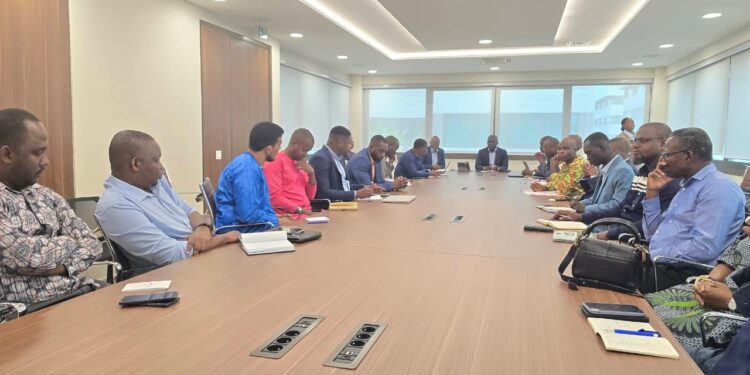 Pénurie de carburant au Bénin : Le gouvernement donne 48 heures aux pétroliers pour rétablir la situation